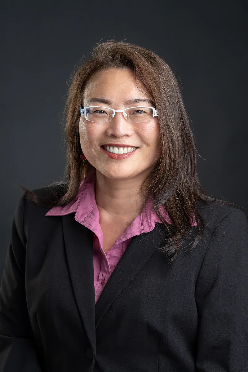 Yoko Azumaya Edmonton Family Law Lawyer
